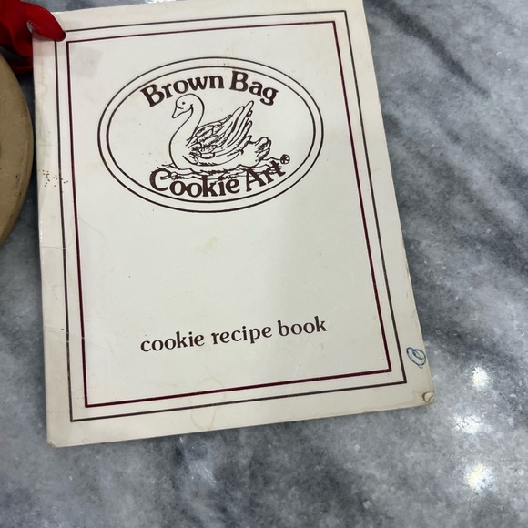 Brown Bag Cookie Art Mold 1985 American Folk Art Series,Vintage Bakeware - Picture 5 of 7